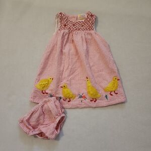 Baby boden 6-12 months easter spring summer seersucker chick dress w/ bloomers